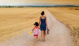 Sou casada mais minha filha é filha de um ex ficante no passado! desabafos sobre problemas e dramas familiares e do dia a dia em familia